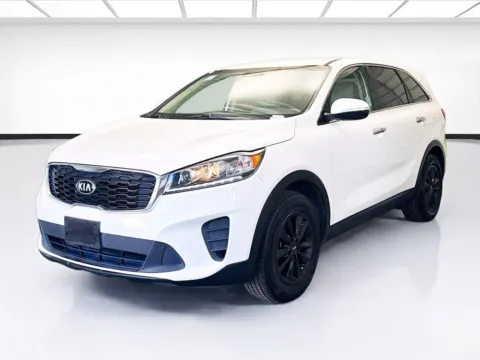White 2020 Kia Sorento LX for sale in Montclair, CA