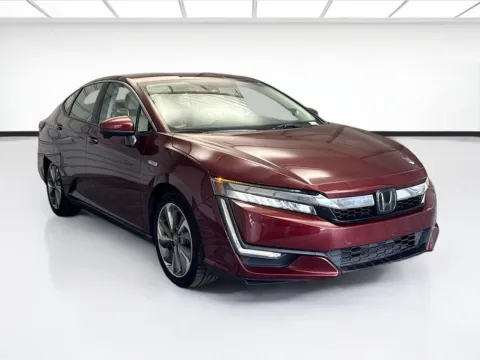 Another view of 2018 Honda Clarity Plug-In Hybrid for sale in Montclair, CA at STG Montclair