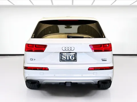 More photos of 2018 Audi Q7 3.0T Premium Plus quattro at STG Montclair, CA
