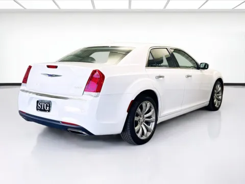 More photos of 2019 Chrysler 300 Limited at STG Montclair, CA