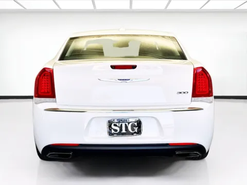 More photos of 2019 Chrysler 300 Limited at STG Montclair, CA