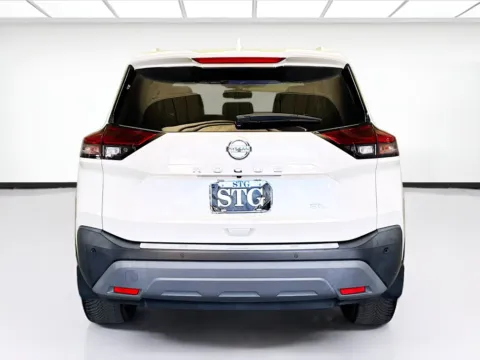 More photos of 2021 Nissan Rogue SL at STG Montclair, CA