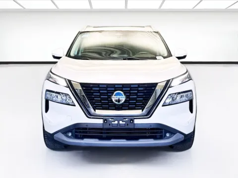 Photos of 2021 Nissan Rogue SL for sale in Montclair, CA at STG Montclair