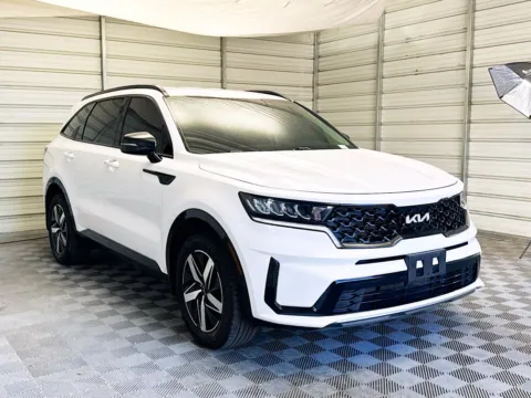 Another view of 2022 Kia Sorento S for sale in Montclair, CA at STG Montclair