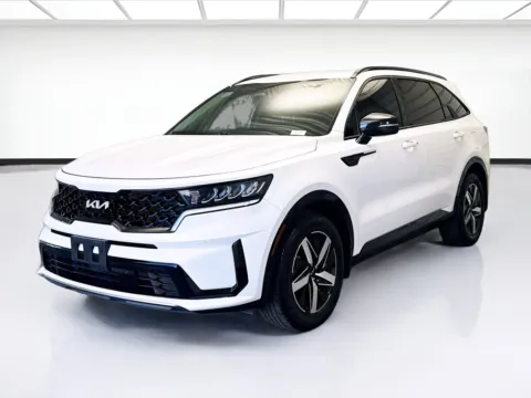 White 2022 Kia Sorento S for sale in Montclair, CA