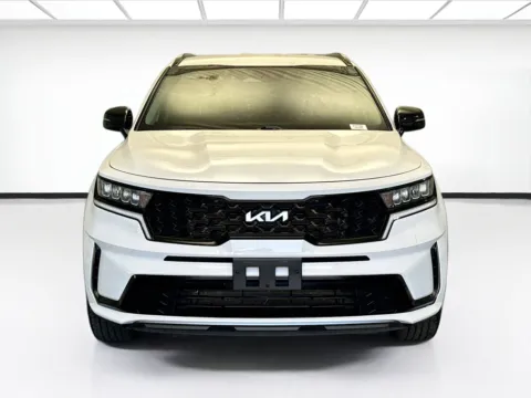 Photos of 2022 Kia Sorento S for sale in Montclair, CA at STG Montclair