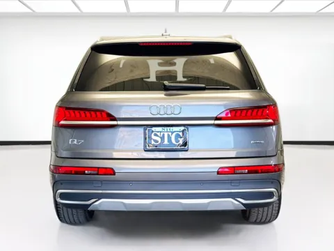 More photos of 2022 Audi Q7 55 Premium Plus quattro at STG Montclair, CA