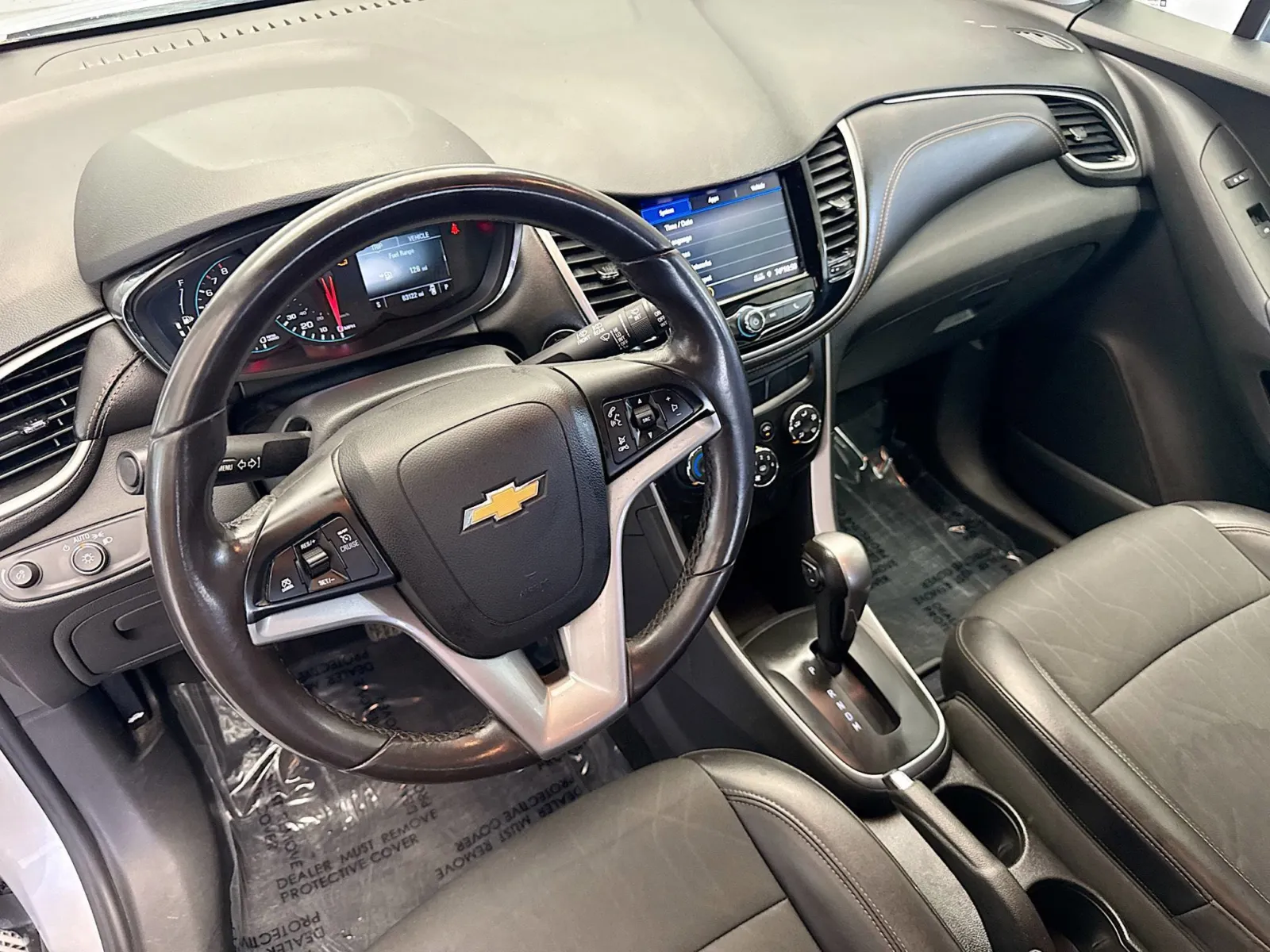 2021 Chevrolet Trax LT photo 3