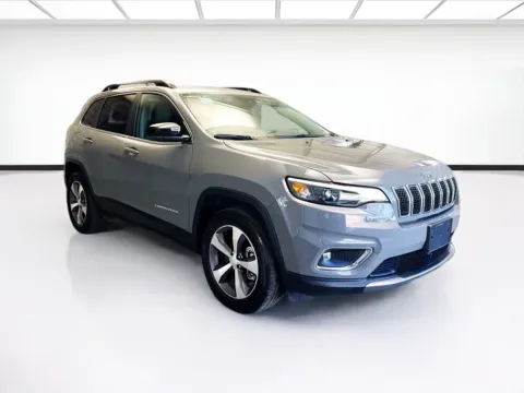 Another view of 2022 Jeep Cherokee Limited for sale in Montclair, CA at STG Montclair