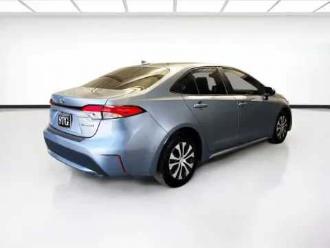 More photos of 2022 Toyota Corolla Hybrid LE at STG Montclair, CA