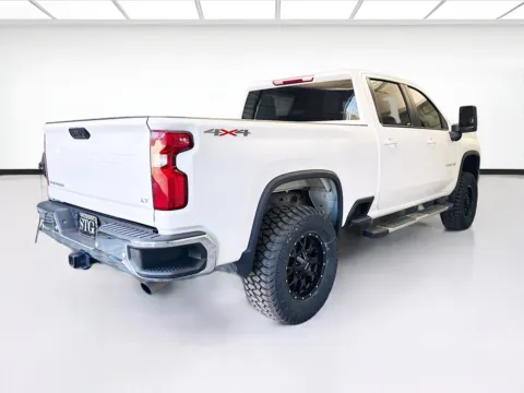 More photos of 2022 Chevrolet Silverado 2500HD LT at STG Montclair, CA