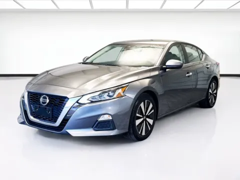 Gray 2022 Nissan Altima 2.5 SV for sale in Montclair, CA