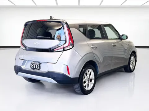 More photos of 2023 Kia Soul LX at STG Montclair, CA