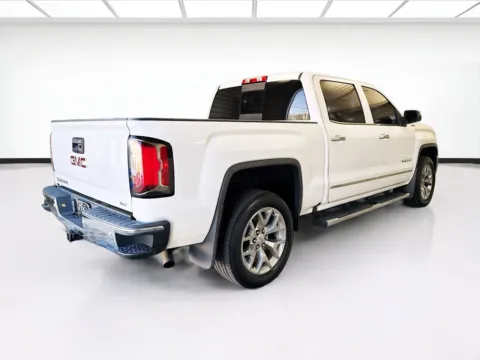 More photos of 2018 GMC Sierra 1500 SLT at STG Montclair, CA