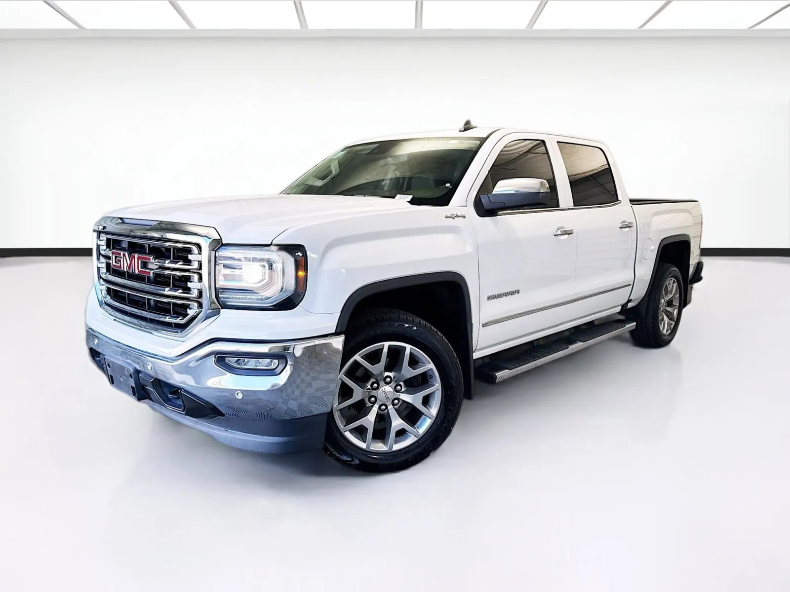 White 2018 GMC Sierra 1500 SLT for sale in Montclair, CA