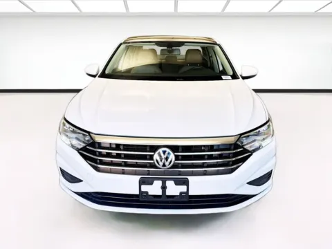 Photos of 2020 Volkswagen Jetta 1.4T SE for sale in Montclair, CA at STG Montclair