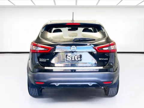 More photos of 2020 Nissan Rogue Sport SV at STG Montclair, CA