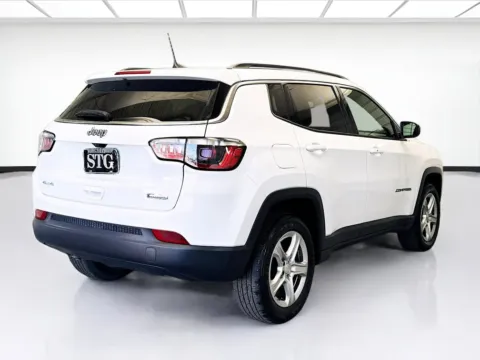 More photos of 2023 Jeep Compass Latitude at STG Montclair, CA
