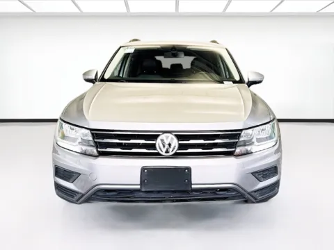 Photos of 2020 Volkswagen Tiguan 2.0T SE for sale in Montclair, CA at STG Montclair