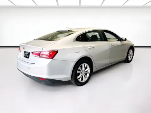 More photos of 2022 Chevrolet Malibu LT at STG Montclair, CA