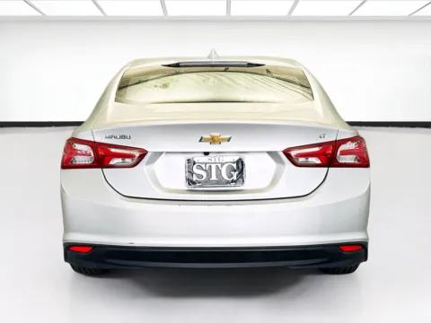More photos of 2022 Chevrolet Malibu LT at STG Montclair, CA