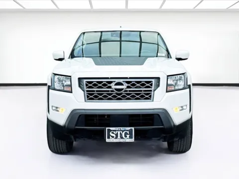 Photos of 2022 Nissan Frontier SV for sale in Montclair, CA at STG Montclair