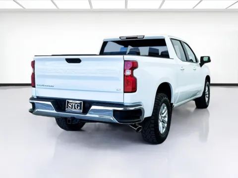 More photos of 2019 Chevrolet Silverado 1500 LT at STG Montclair, CA