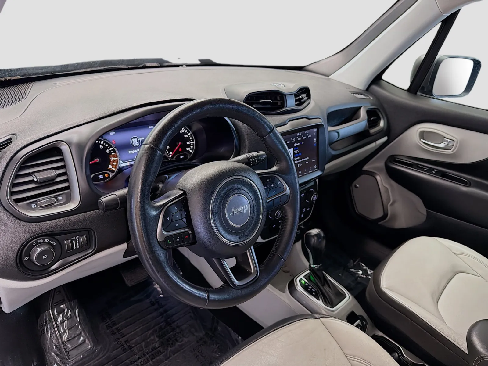 2019 Jeep Renegade Limited photo 3