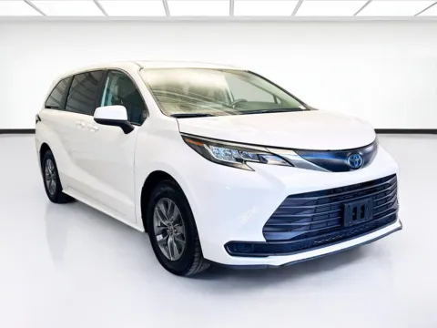 Another view of 2023 Toyota Sienna LE 8 Passenger for sale in Montclair, CA at STG Montclair