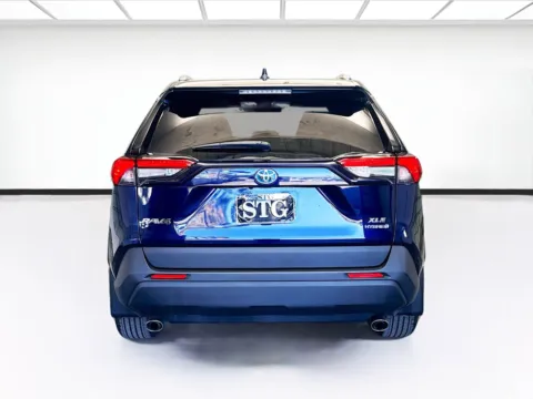 More photos of 2021 Toyota RAV4 Hybrid XLE at STG Montclair, CA