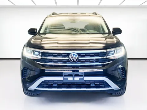 Photos of 2023 Volkswagen Atlas 3.6L V6 SE w/Technology for sale in Montclair, CA at STG Montclair