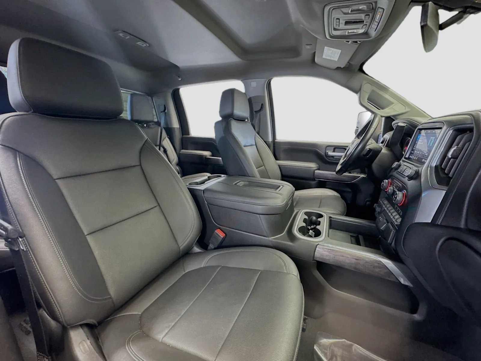 2022 Chevrolet Silverado 3500HD LTZ - Photo 8