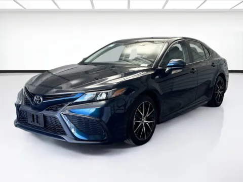 Blue 2021 Toyota Camry SE for sale in Montclair, CA