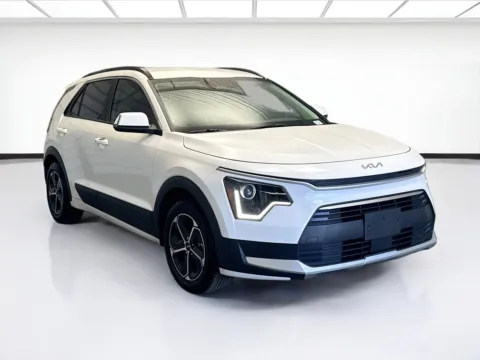Another view of 2024 Kia Niro Plug-In Hybrid EX for sale in Montclair, CA at STG Montclair