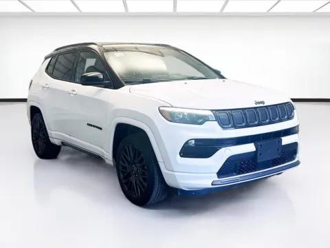 Another view of 2022 Jeep Compass High Altitude for sale in Montclair, CA at STG Montclair