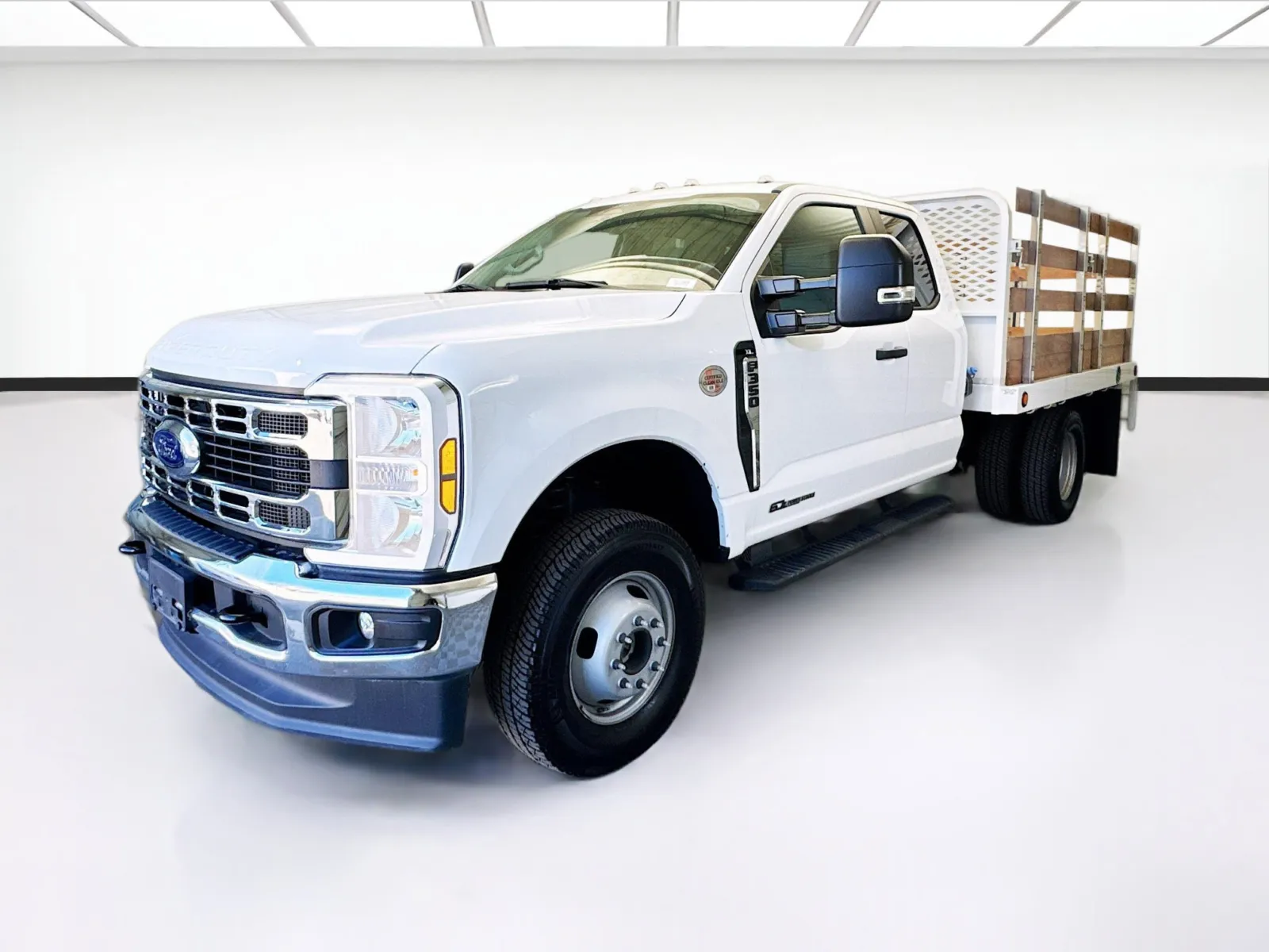 White 2024 Ford F-350SD XL DRW for sale in Montclair, CA