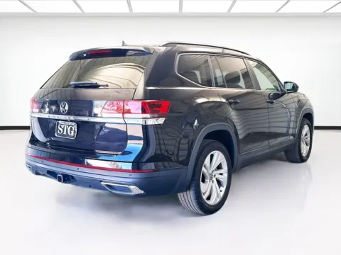 More photos of 2021 Volkswagen Atlas 3.6L V6 SE w/Technology at STG Montclair, CA