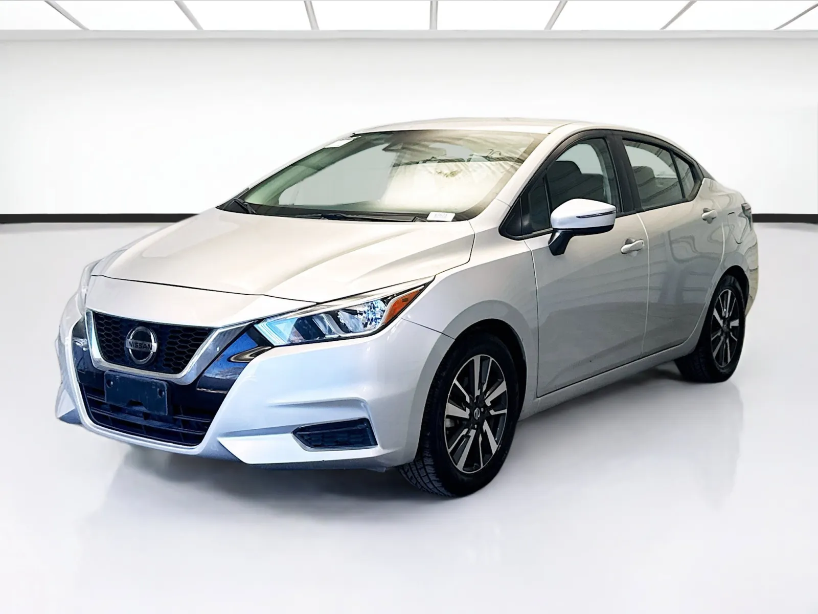 Silver 2021 Nissan Versa 1.6 SV for sale in Montclair, CA