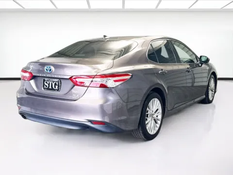 More photos of 2020 Toyota Camry Hybrid XLE at STG Montclair, CA