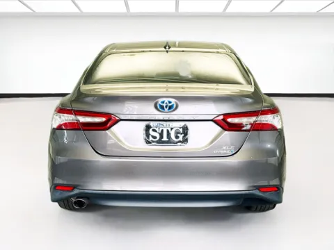 More photos of 2020 Toyota Camry Hybrid XLE at STG Montclair, CA