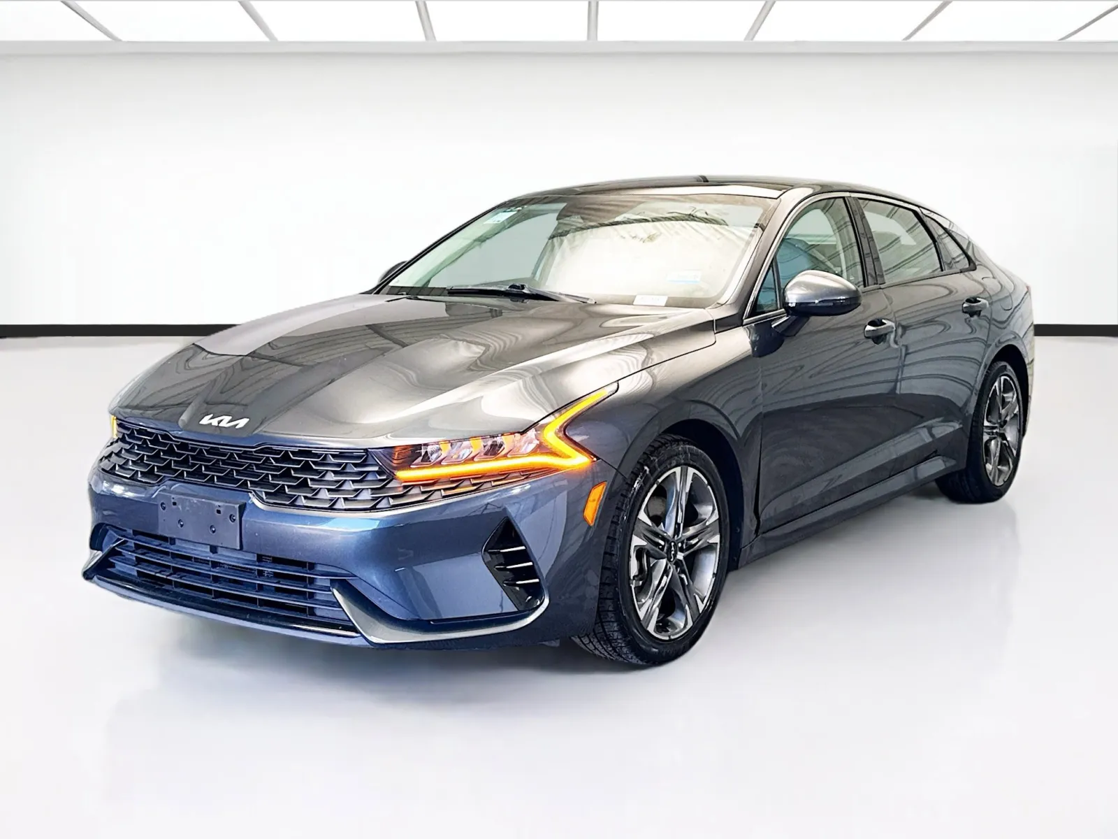 Gray 2023 Kia K5 EX for sale in Montclair, CA