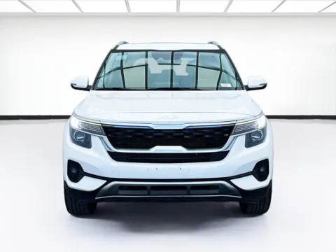 Photos of 2023 Kia Seltos EX for sale in Montclair, CA at STG Montclair