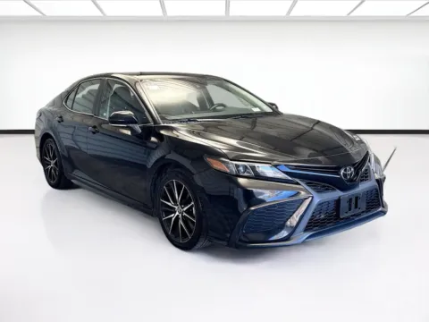 Another view of 2022 Toyota Camry SE for sale in Montclair, CA at STG Montclair