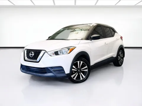 White 2019 Nissan Kicks SV for sale in Montclair, CA