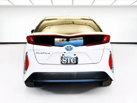 More photos of 2018 Toyota Prius Prime Premium at STG Montclair, CA