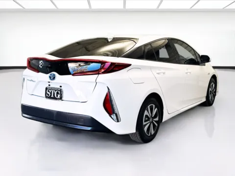 More photos of 2018 Toyota Prius Prime Premium at STG Montclair, CA