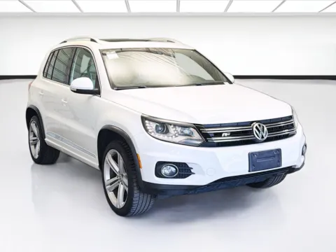 Another view of 2015 Volkswagen Tiguan R-Line for sale in Montclair, CA at STG Montclair