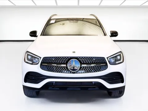 Photos of 2022 Mercedes-Benz GLC 300 for sale in Montclair, CA at STG Montclair