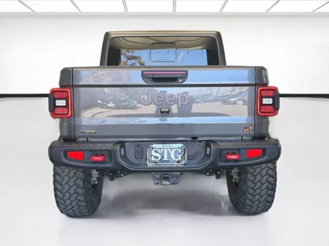 More photos of 2021 Jeep Gladiator Rubicon at STG Montclair, CA
