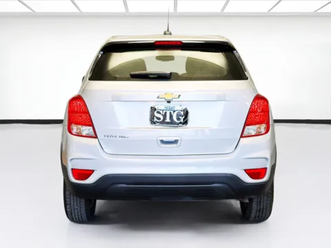 More photos of 2021 Chevrolet Trax LS at STG Montclair, CA